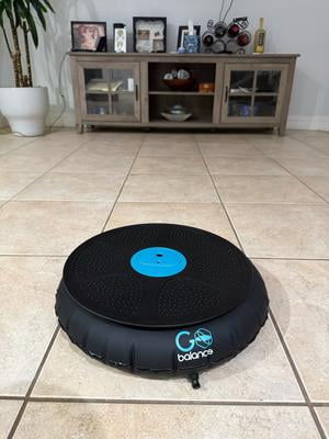 GoBalance Play & Sport - Planche d'équilibre interactive en bois de qualité supérieure avec capteur Bluetooth intelligent et application gratuite - 12 jeux amusants, entraînement sportif et