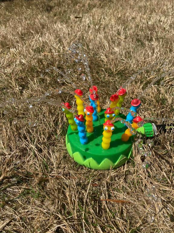 melissa and doug splash patrol sprinkler