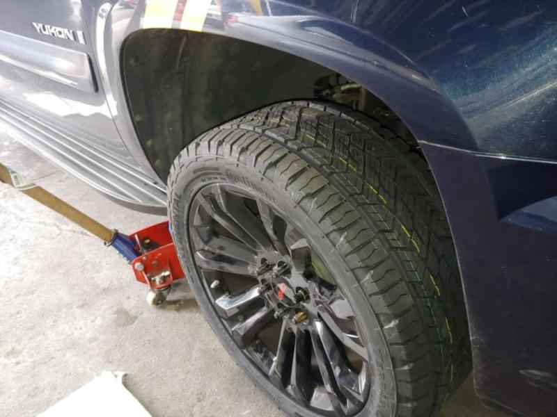 Continental 275 65r18 116t Fr Terraincontact A T Owl All Terrain Tire Walmart Com Walmart Com