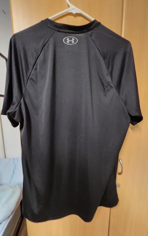 Under Armour Men's Relaxed Fit Moisture Wicking Tech Tee