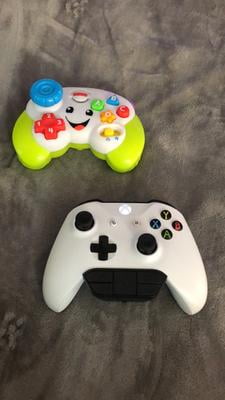 laugh and learn game controller