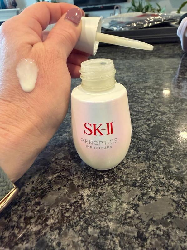 SK-II Ultraura Essence Serum 1.6 oz Brighten Dullness and Reduce