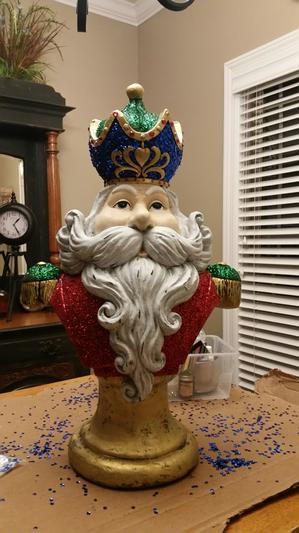 King of the North Pole Holiday Statue Design Toscano Santa Claus 