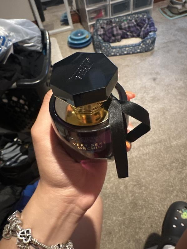 Victoria's Secret Very Sexy Night Eau de Parfum, Notes of Vanilla