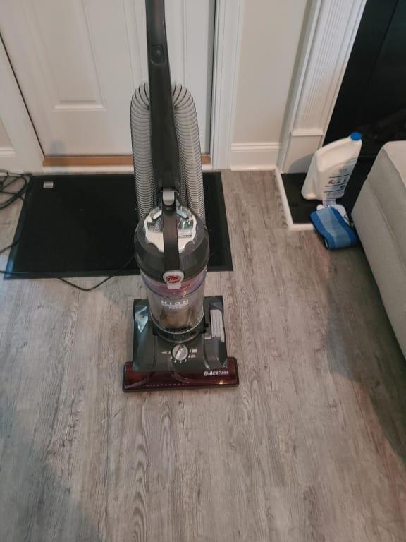 Hoover High Performance Upright Vacuum 