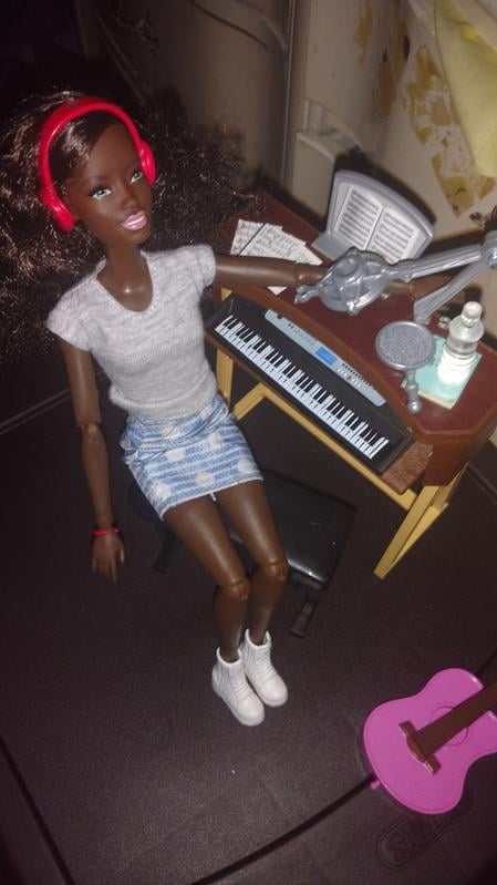Barbie musician doll & playset brunette cheap