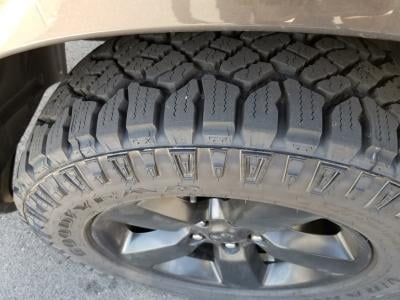 Goodyear Wrangler Duratrac 275 60r 115 S Tire Walmart Com Walmart Com