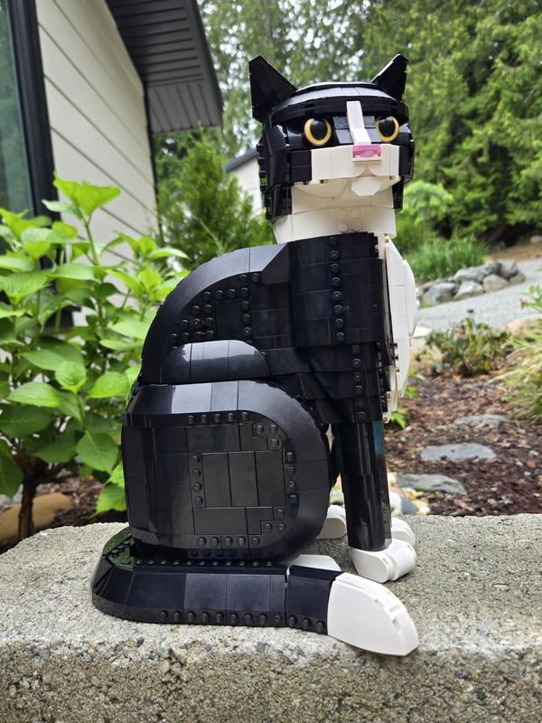 lego cat sculpture