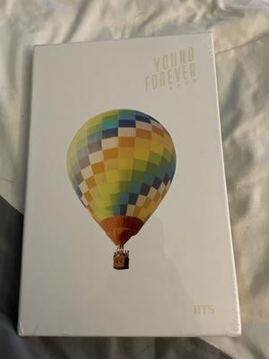 K-POP・アジア BTS YOUNG FOREVER CD Amazon.com: BTS Bangtan Boys - YOUNG FOREVER [DAY ver.] CD+On Pack