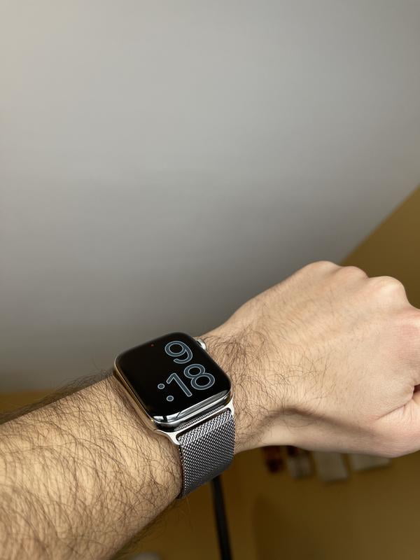 Apple Watch Series 6 GPS + Cellular, 44mm Silver Stainless