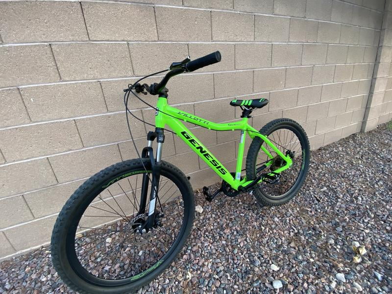 Customer reviews for Genesis 27.5 in. Men s Villotti Mountain Bike Green Walmart