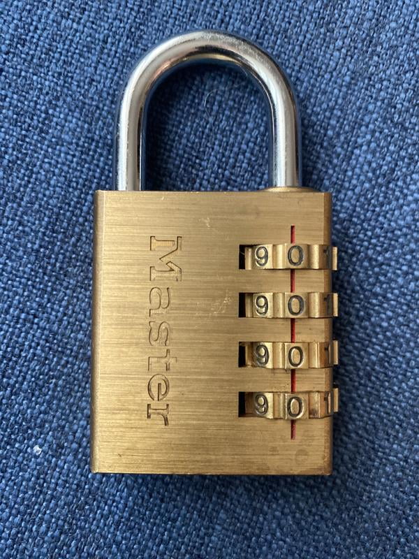 1523D Combination Lock | Master Lock