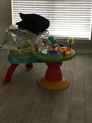baby walker goes in circles