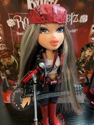 未開封 BRATZ ブラッツ Rock Angelz Cloe クロエ Bratz Rock Angelz 20 Yearz Special Edition Fashion Doll Cloe