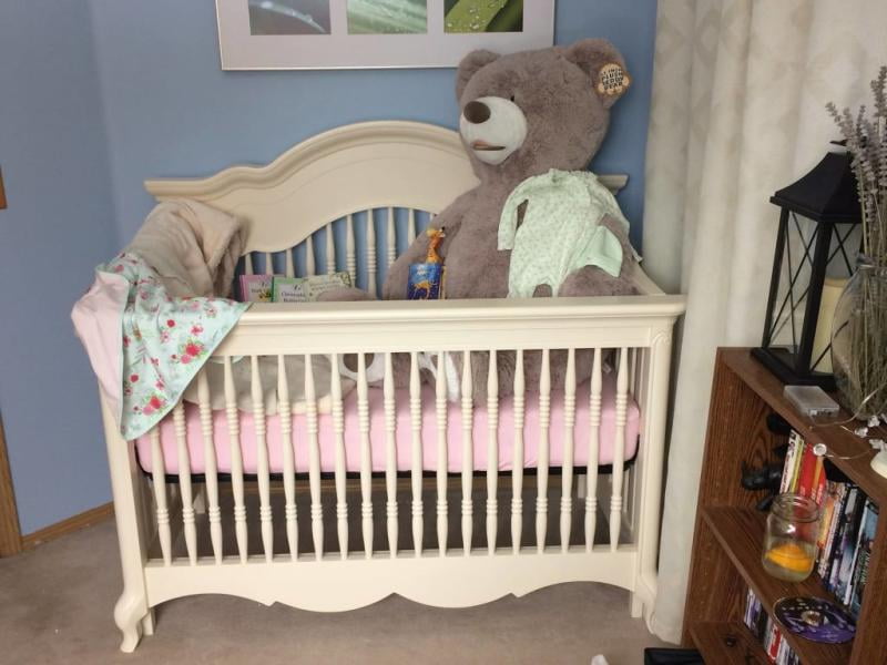 Suite Bebe Julia Lifetime 4 In 1 Crib White Linen Suite Bebe Julia Lifetime 4 In 1 Crib