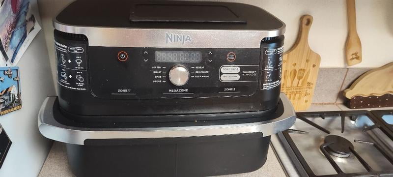 Ninja SP301 Digital Air Fryer Oven, Dual Heat XL Family-Sized 13