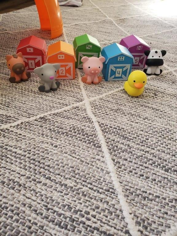 Ripley - JUGUETE DE CONTEO LEARNING RESOURCES PEEKABOO JUGUETE LEARNING Farm Pmp00002875661