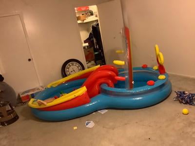 intex rainbow play center