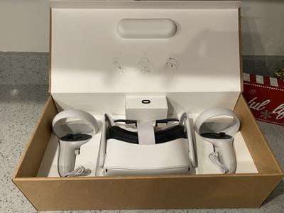 Meta Quest 2: 128GB All-in-One Wireless VR Gaming System - Walmart.com