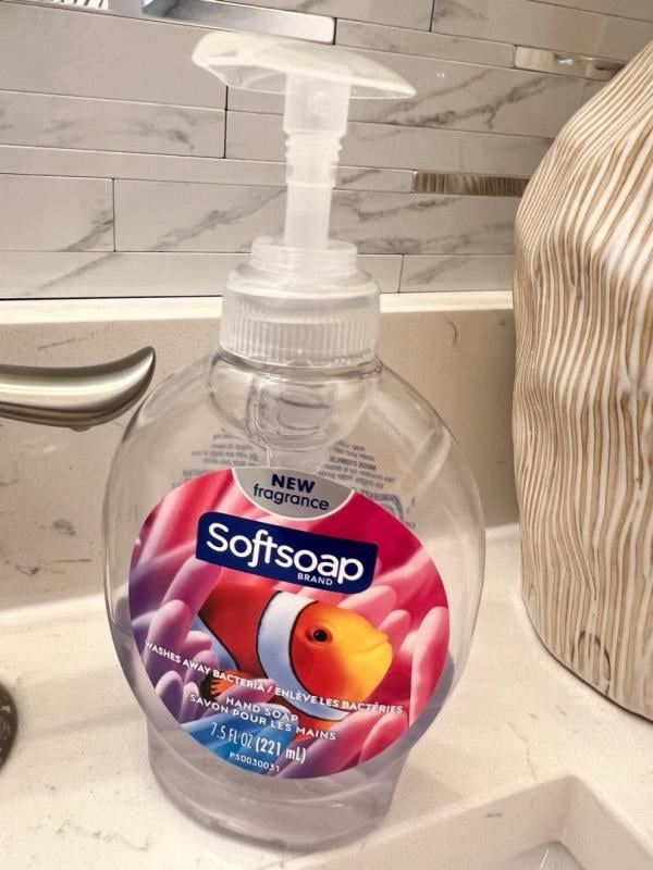 Softsoap Advanced Clean ハンドソープ 詰め替え用 Softsoap Advanced