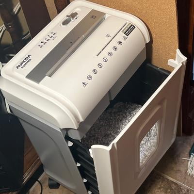 Aurora AU860MB High-Security 8-Sheet Micro-Cut Shredder, CD/DVD