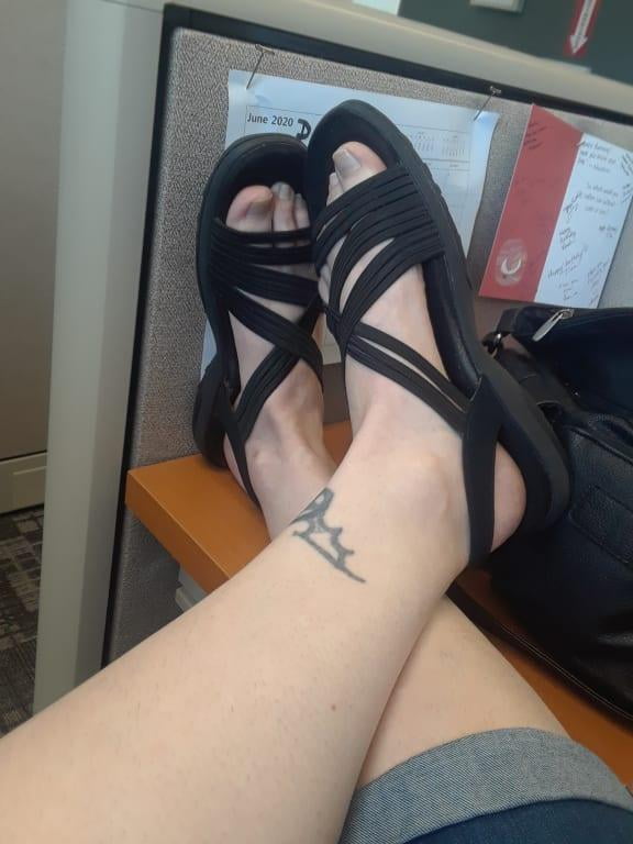 skechers women's reggae slim simply stretch sandals