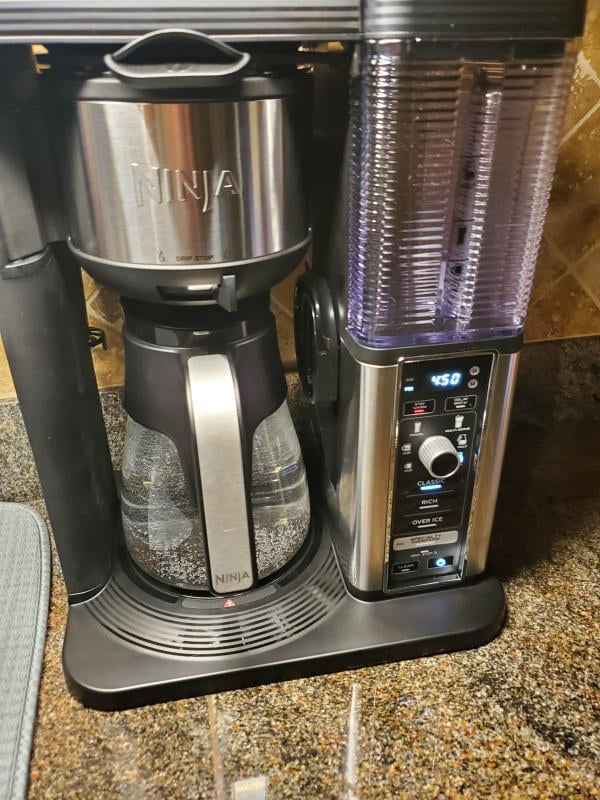 Ninja® Specialty Coffee Maker with Fold-Away Frother and Glass