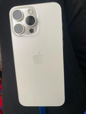Open Box Apple iPhone 15 Pro Max - Carrier Unlocked - 256GB White