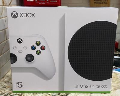 Xbox Series S, 512GB SSD, All Digital Gaming Console, Robot