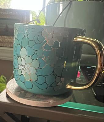 Porcelain Wave Tea Cup With Lid - 11 Oz Celadon Ceramic Mug, Microwave & Dishwasher Safe