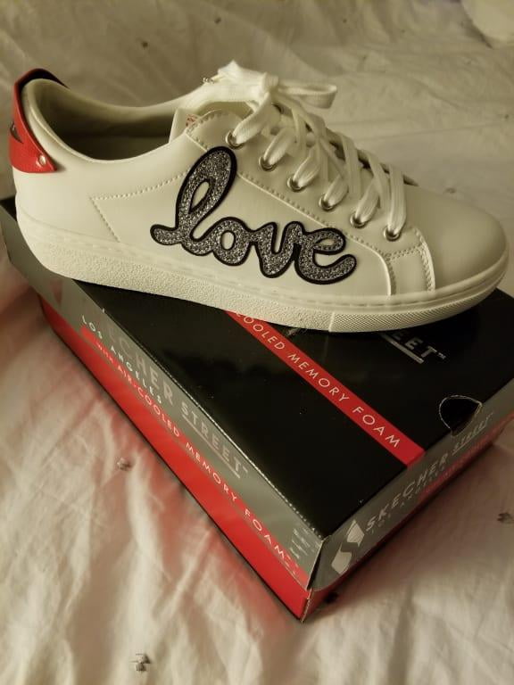 skechers goldie sealed with a kiss