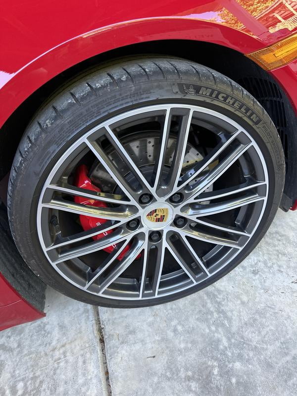 Michelin Pilot Sport 3 Summer 205/45ZR16/XL 87W Tire Fits: 2007