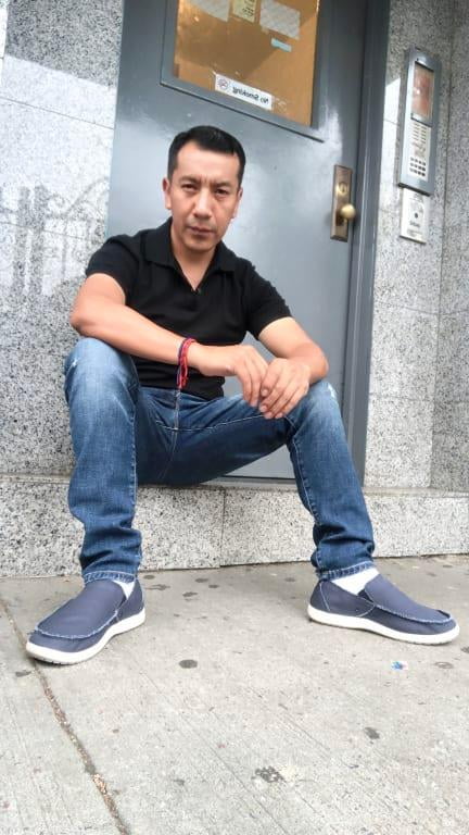 crocs santa cruz loafers