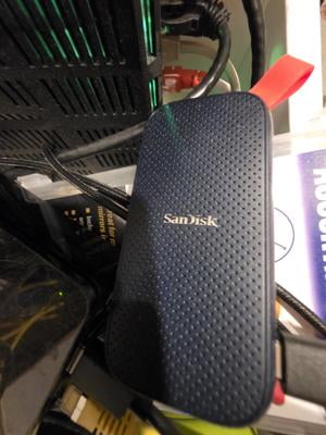 SanDisk 2TB Portable SSD - up to 680MB/s, USB-C, USB 3.2 Gen 2