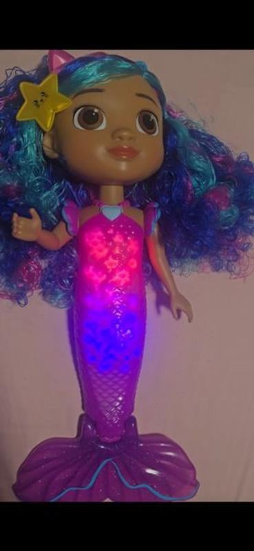 Poupée Gabby Mer-Tastic – DreamWorks Gabby's Dollhouse, Sirène, 15,2 Cm, Avec Bandeau Chat Et Collier, Dès 3 Ans