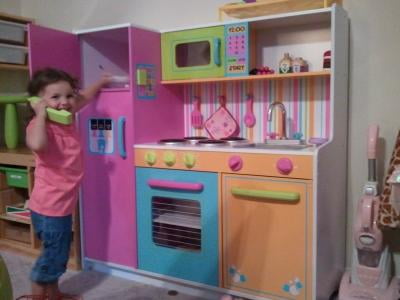 kidkraft deluxe big & bright kitchen