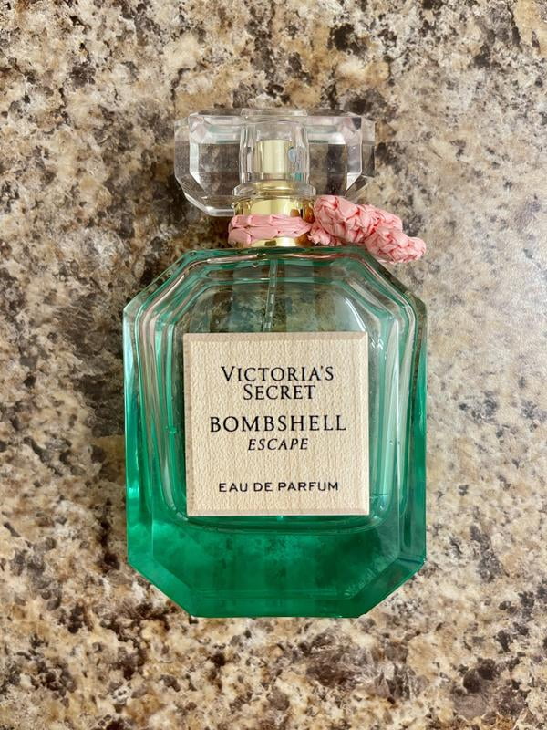 Victoria's Secret Bombshell Escape Eau De Parfum for Women
