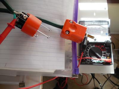 2PCS Insulated Alligator Clamp 2mm Banana Plug Adapter Test Probe Black+Red SEAU