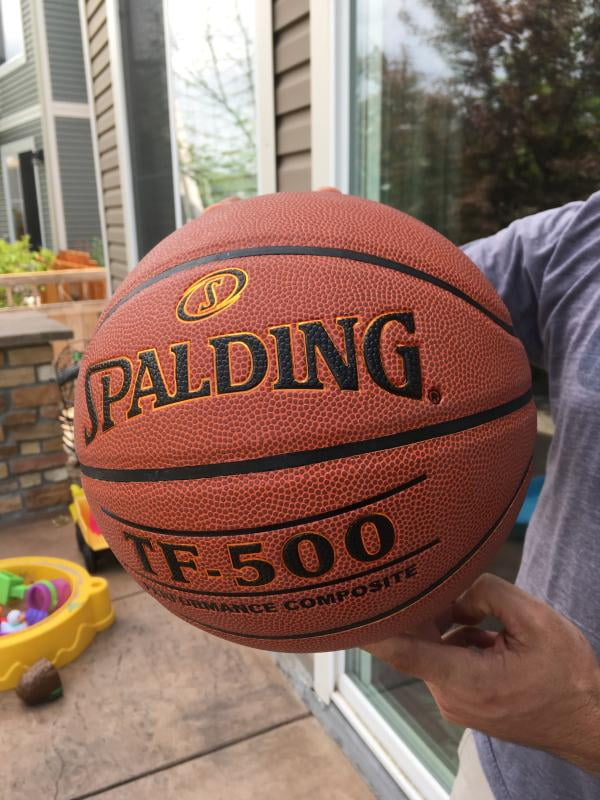 Gummi Spalding TF 50 outdoor Basketball 
