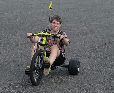 Customer reviews for Razor DXT Drift Trike Black/ Yellow Customer reviews for Razor DXT Drift Trike Black/ Yellow