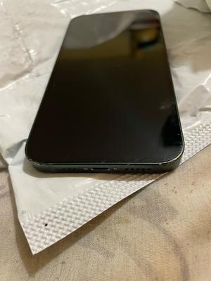 Apple Pre-Owned iPhone 13 Unlocked 256GB Green with 6.1-inch Super