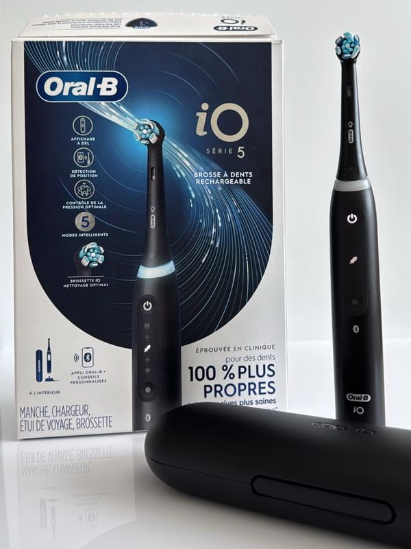 Oral-B iOシリーズ 5 マットブラック 本体 Oral-B iO Series 5 Electric Toothbrush | Oral-B
