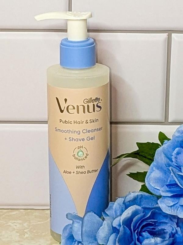Gillette Venus Anti-Razor Burn 2-in-1 Intimate Women's Care