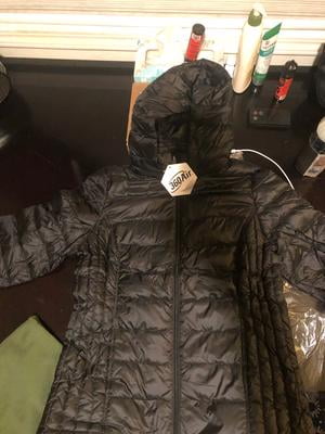 Down Jacket With Detachable Hood 