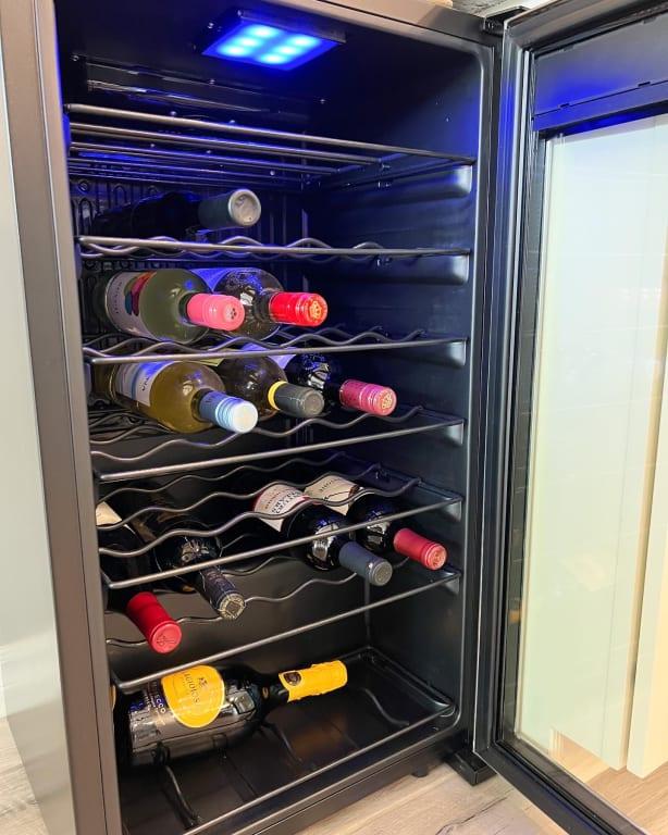 baumatic mini fridge