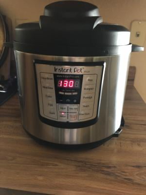 Instant Pot LUX60 V3 6-Quart 6-in-1 Multi-Use Programmable Pressure Cooker,  Slow Cooker, Rice Cooker, Sauté, Steamer, and Warmer