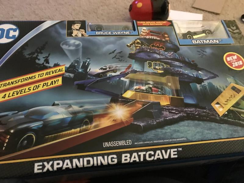 hot wheels expanding batcave