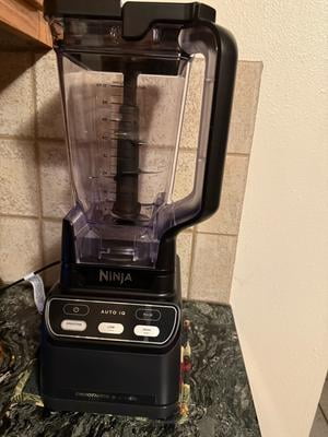 BN701 Professional Plus Blender, 1400 Peak Watts, 72-oz. Total