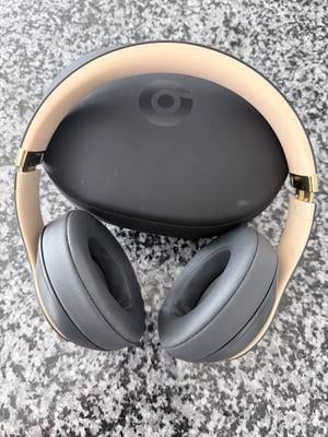 Beats by Dr. Dre, Studio3 Wireless Noise Cancelling Headphones