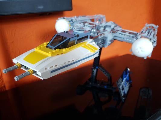 こりま様 Y-Wing Starfighter™ 75181 | Star Wars™ | Buy online at the